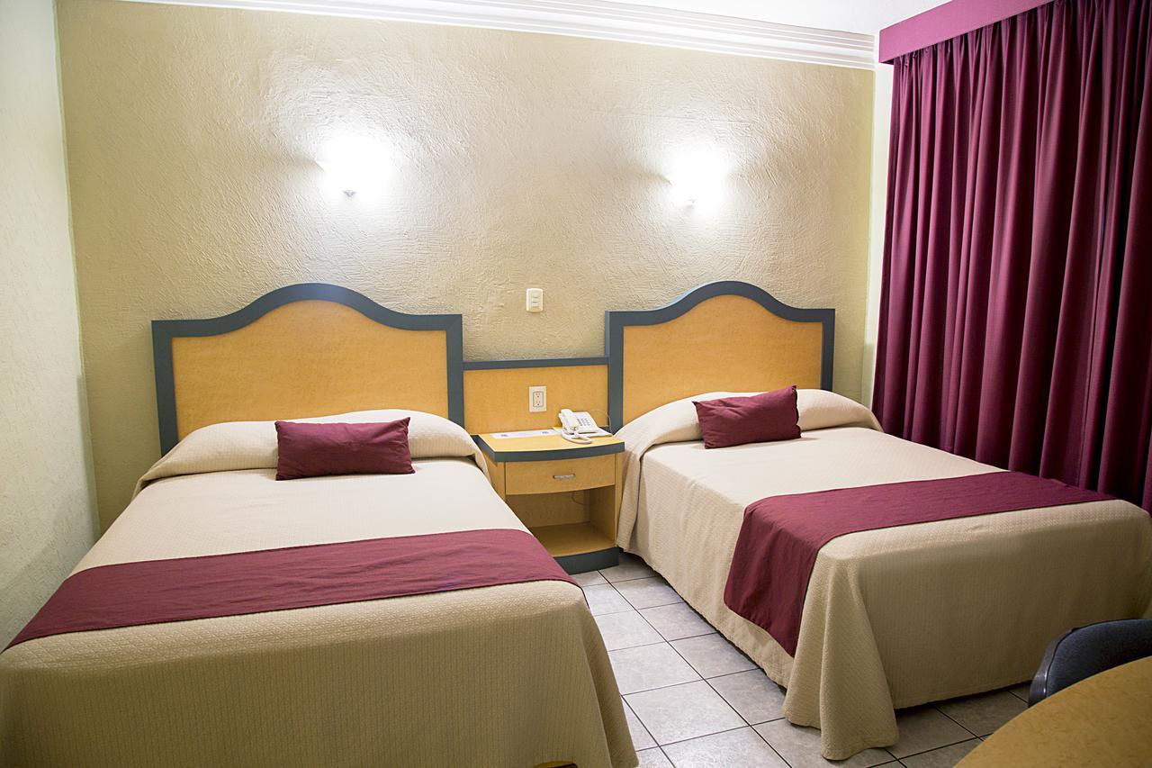 Hotel Madrid Minatitlán Zewnętrze zdjęcie