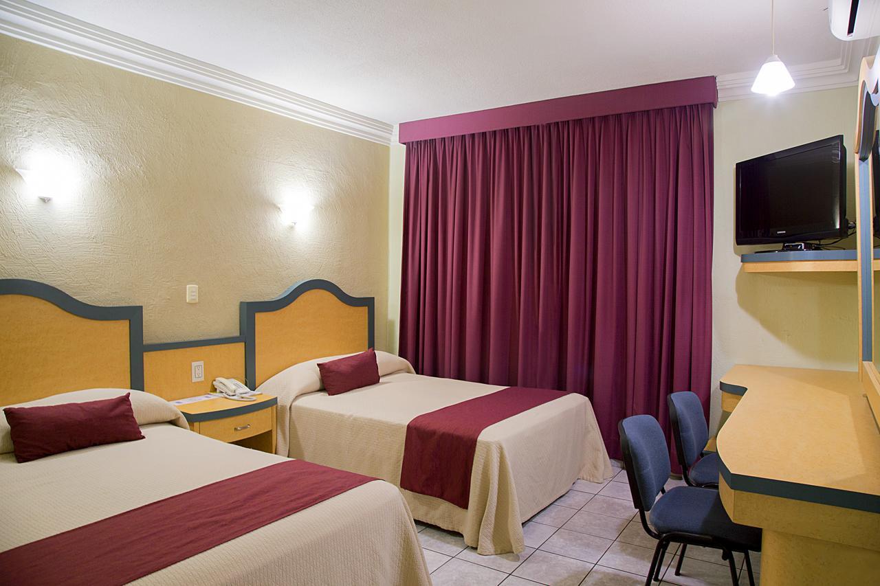 Hotel Madrid Minatitlán Zewnętrze zdjęcie