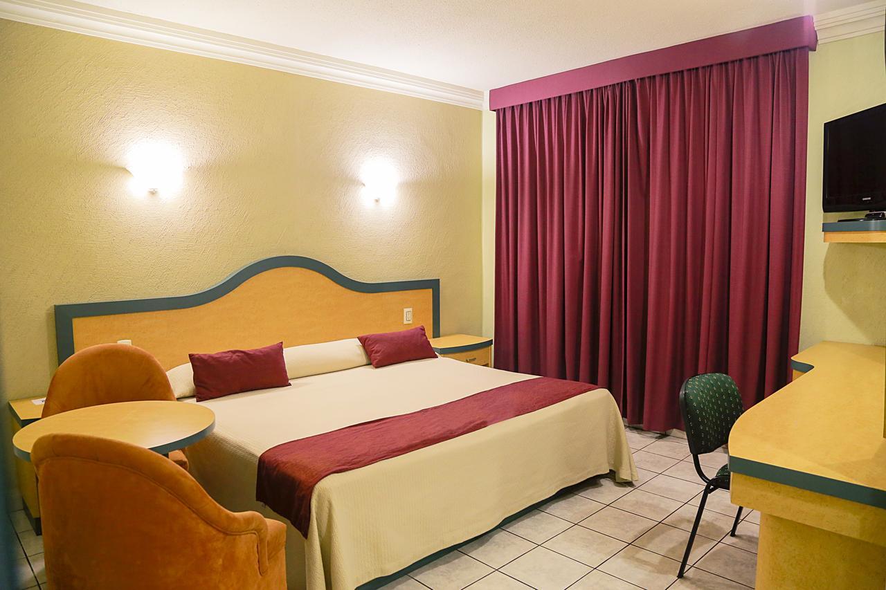 Hotel Madrid Minatitlán Zewnętrze zdjęcie