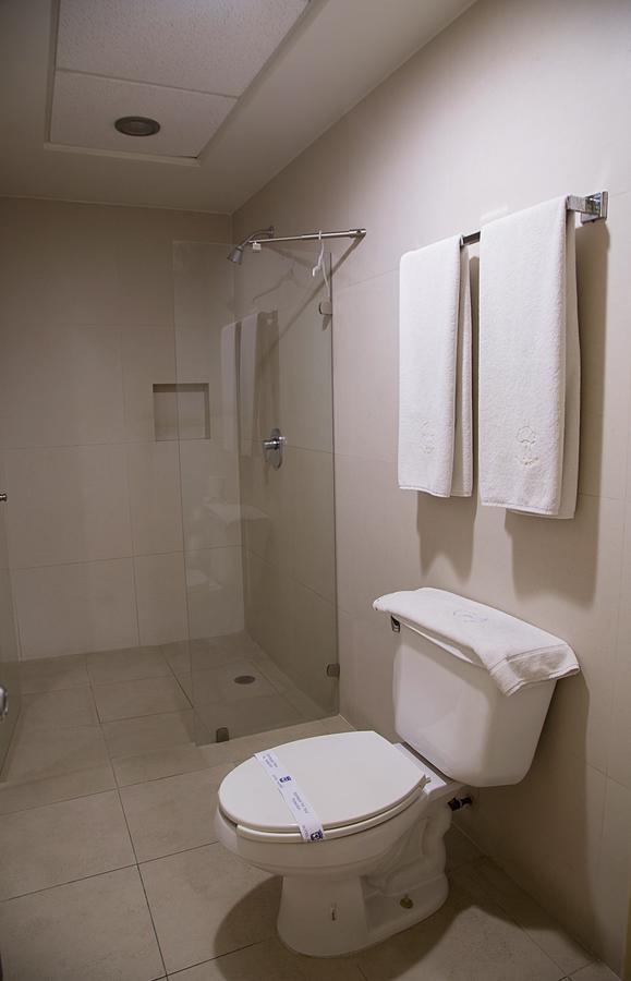 Hotel Madrid Minatitlán Zewnętrze zdjęcie