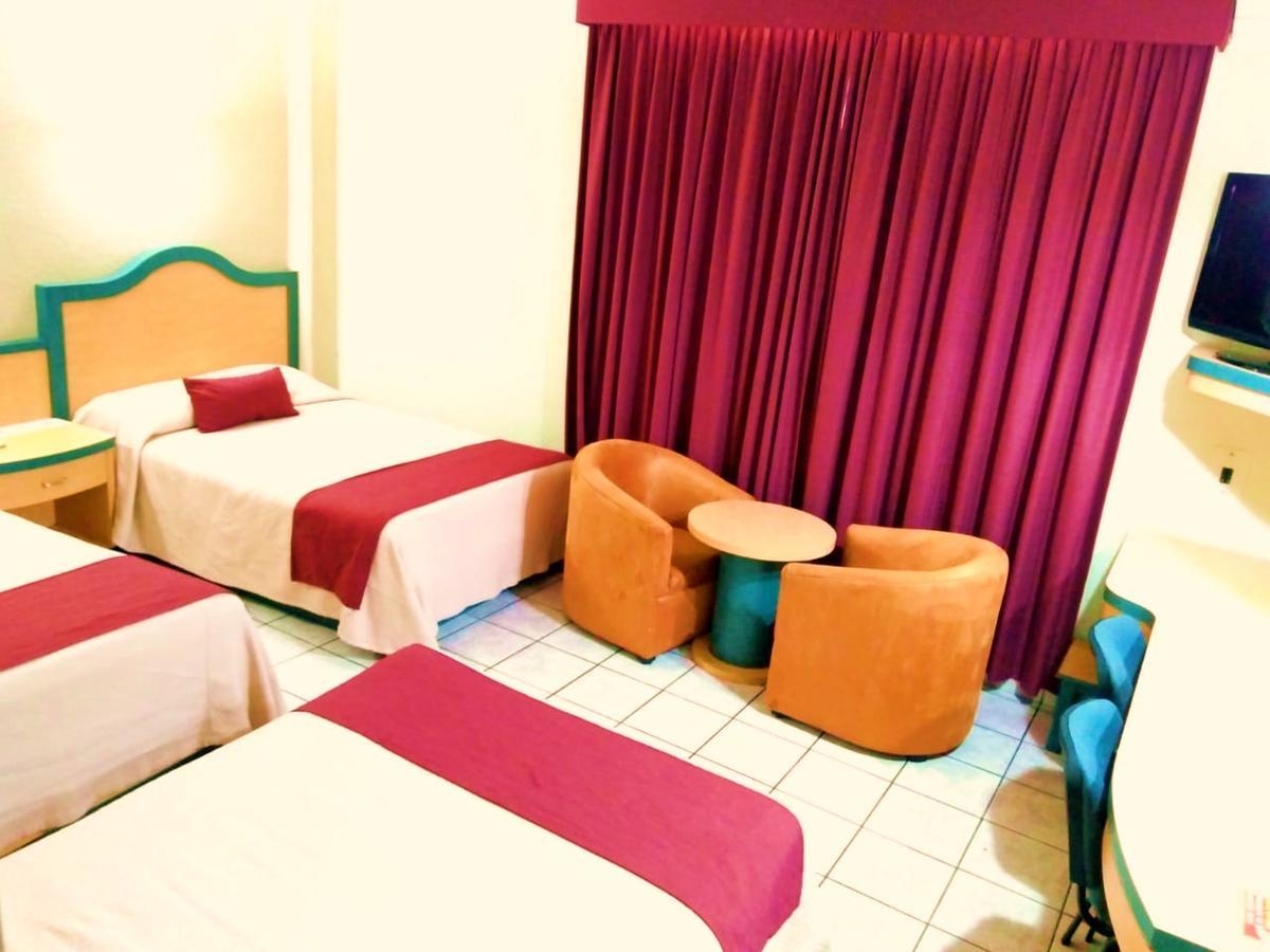 Hotel Madrid Minatitlán Zewnętrze zdjęcie